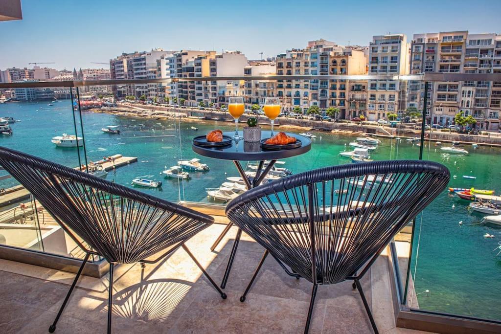 Stylish Seafront Spinola Apartment Saint Julian's Exterior photo